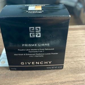 GIVENCHY Prism Libre